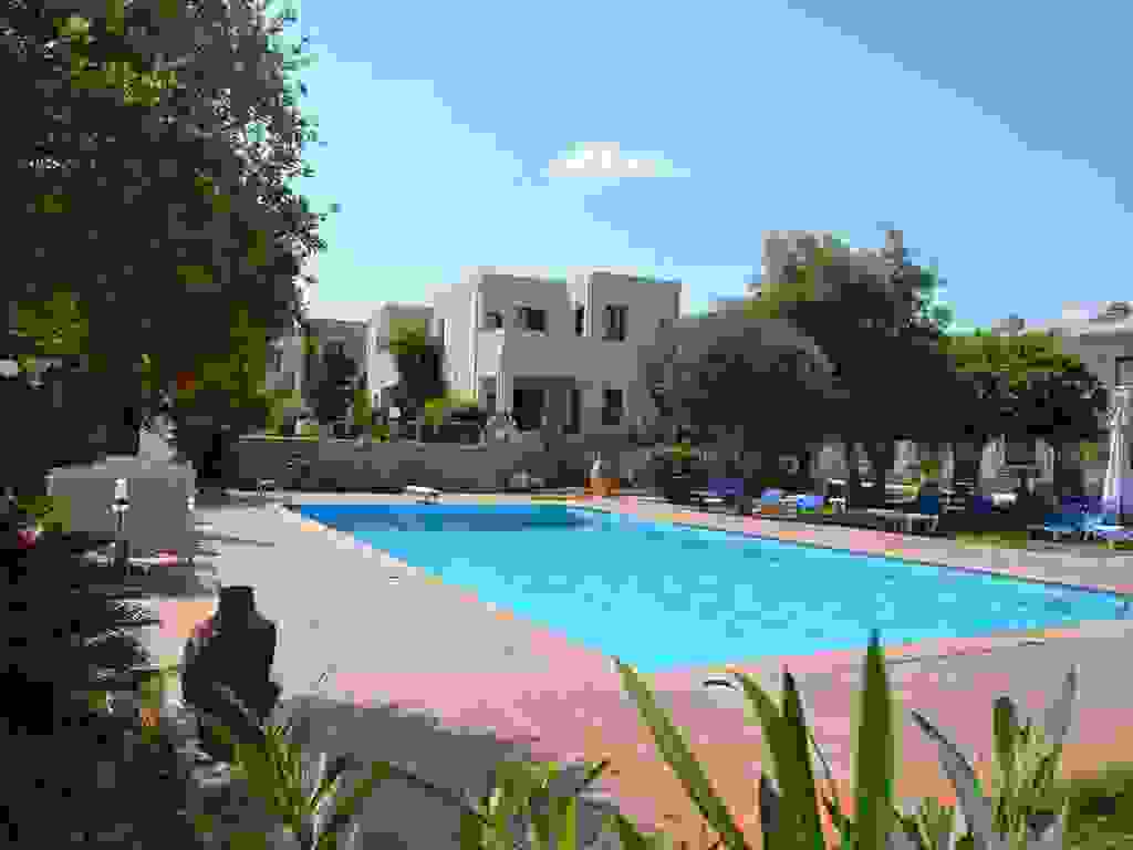 kritzas-beach-bungalow-suites-4